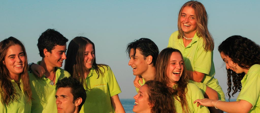 Want to be a counselor on best summer camp in south of spain?